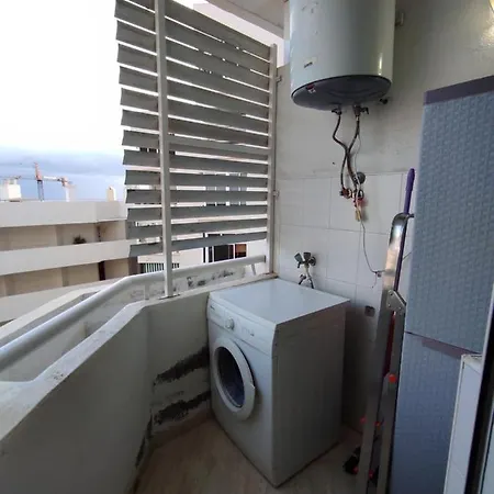 Sunny Holidays, Fast Wi-fi, Parking, Terrace * Costa Adeje (Tenerife)